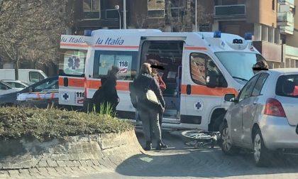 Ciclista Investito Alla Rotonda Di Piazza Mazzucchelli Prima Vercelli