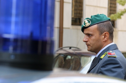 Evadevano l’Iva con fatture “sgonfie”