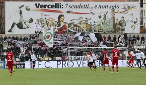 Pro Vercelli: tifosi Under 20 gratis in curva!