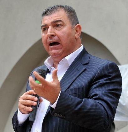 Venerdì a Livorno Ferraris ospite Pino Masciari