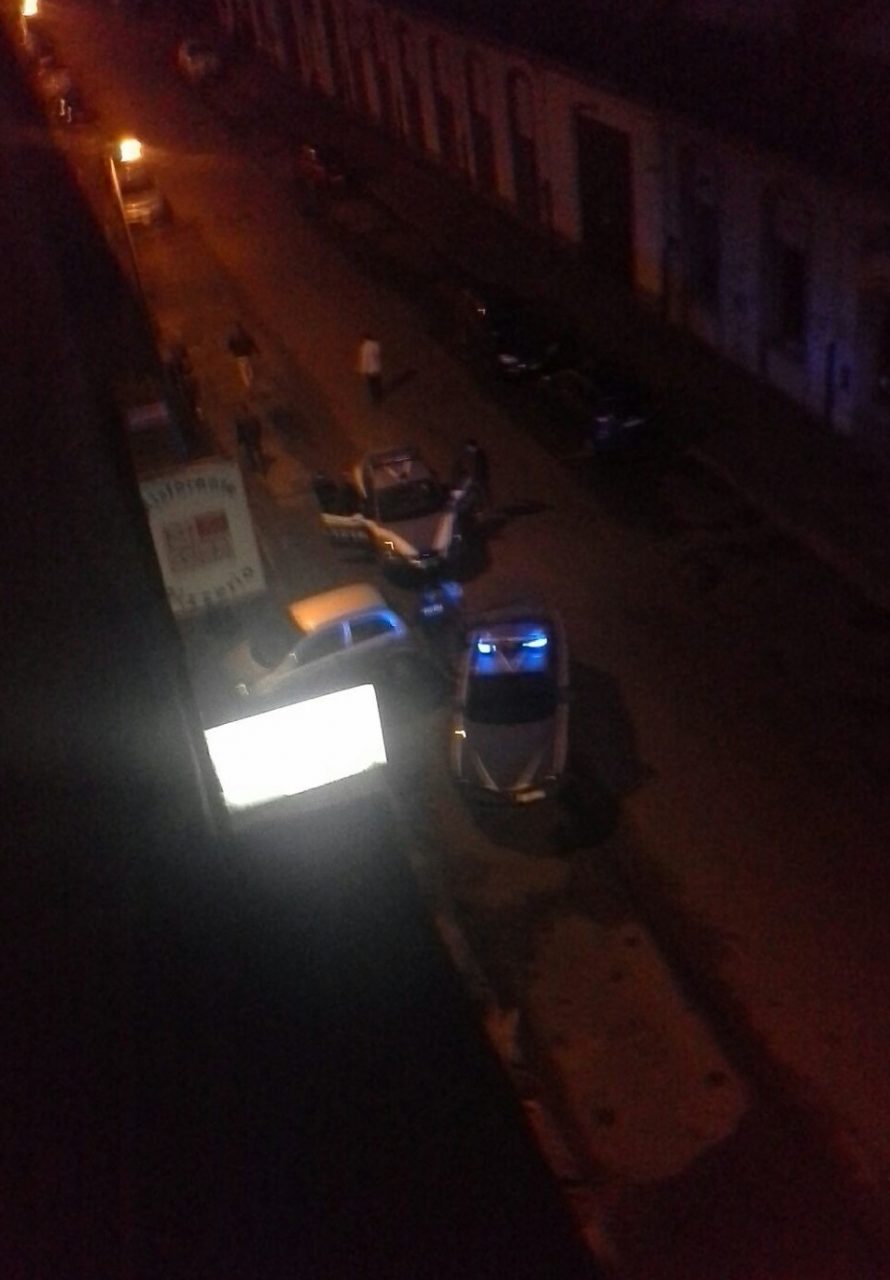 Vercelli, rissa furibonda. Un giovane all’ospedale