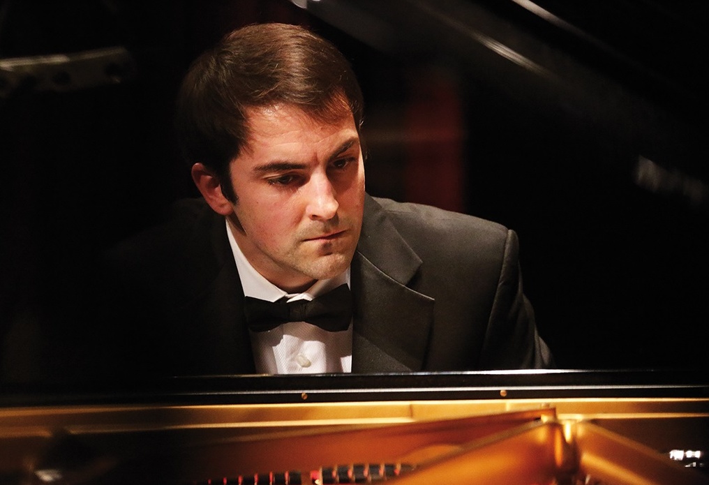 Domani sera concerto di Alexander Bernstein al Borgogna