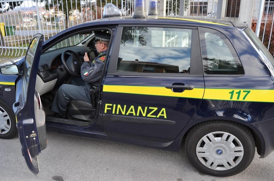 Frode milionaria scoperta dai finanzieri