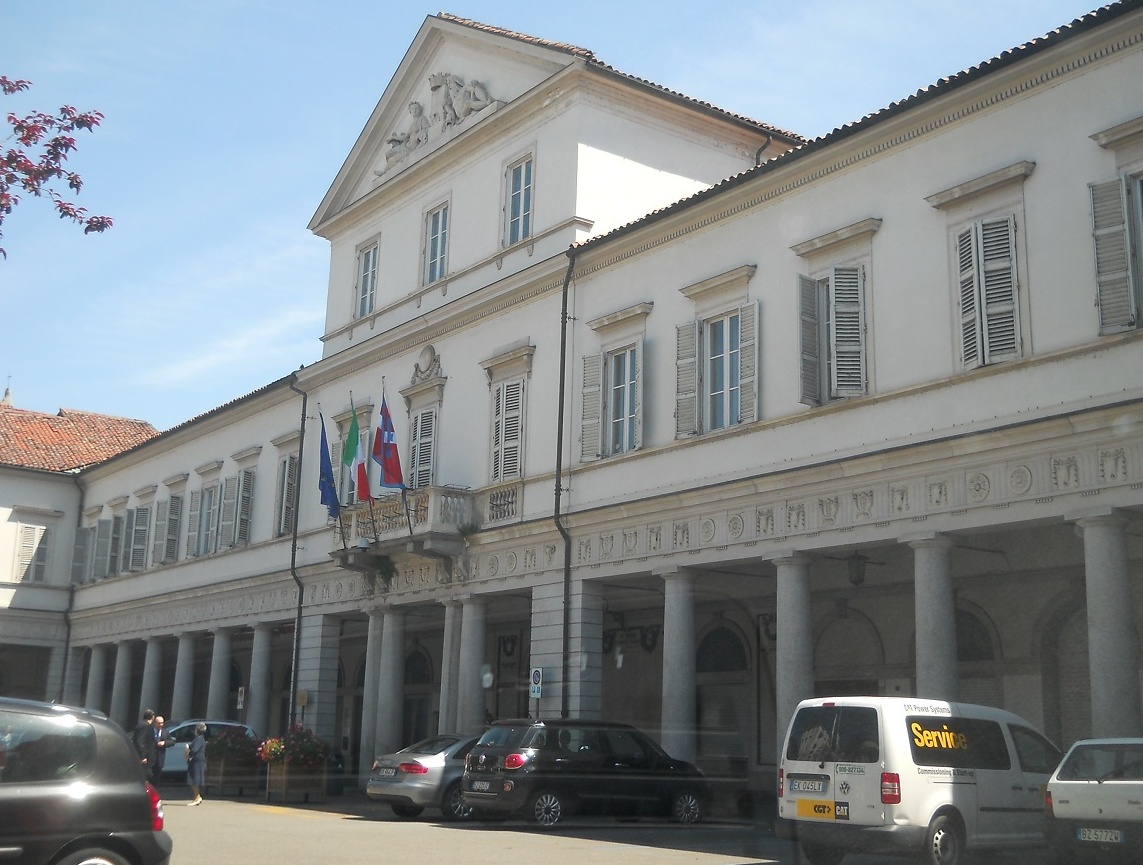 Sindacati contro il Comune di Vercelli