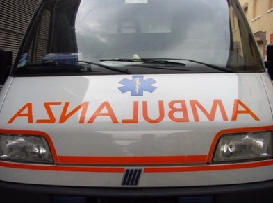 Annega nella piscina durante una festa: tragedia nell’Astigiano