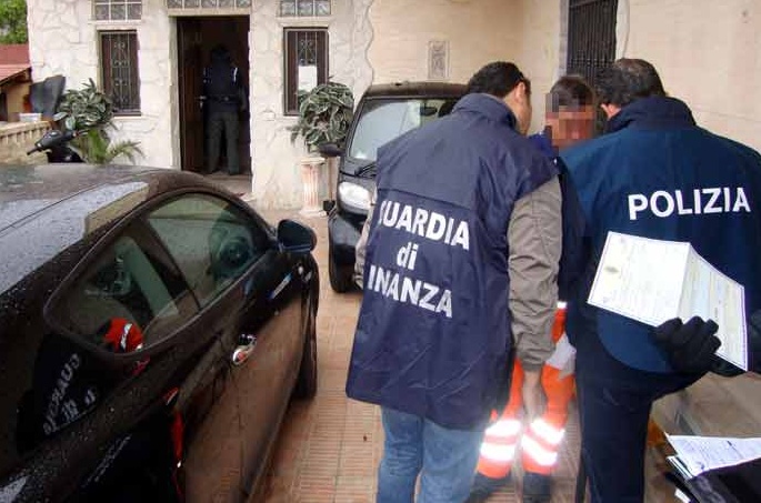Chiuso il night della “banda bassotti”