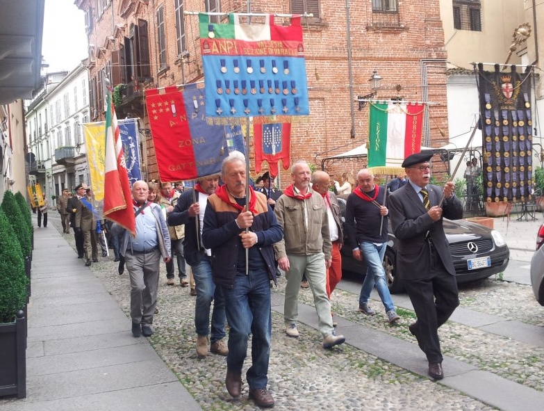 Festa Repubblica fra vecchi partigiani e studenti
