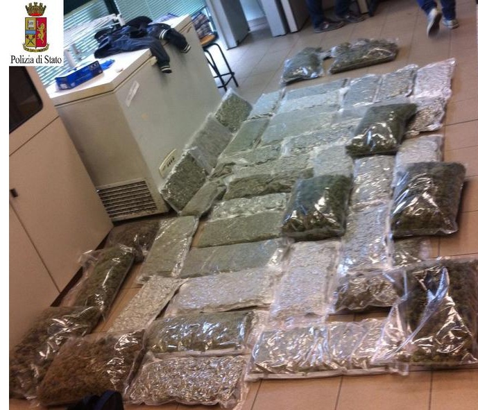 Maxi sequestro di droga