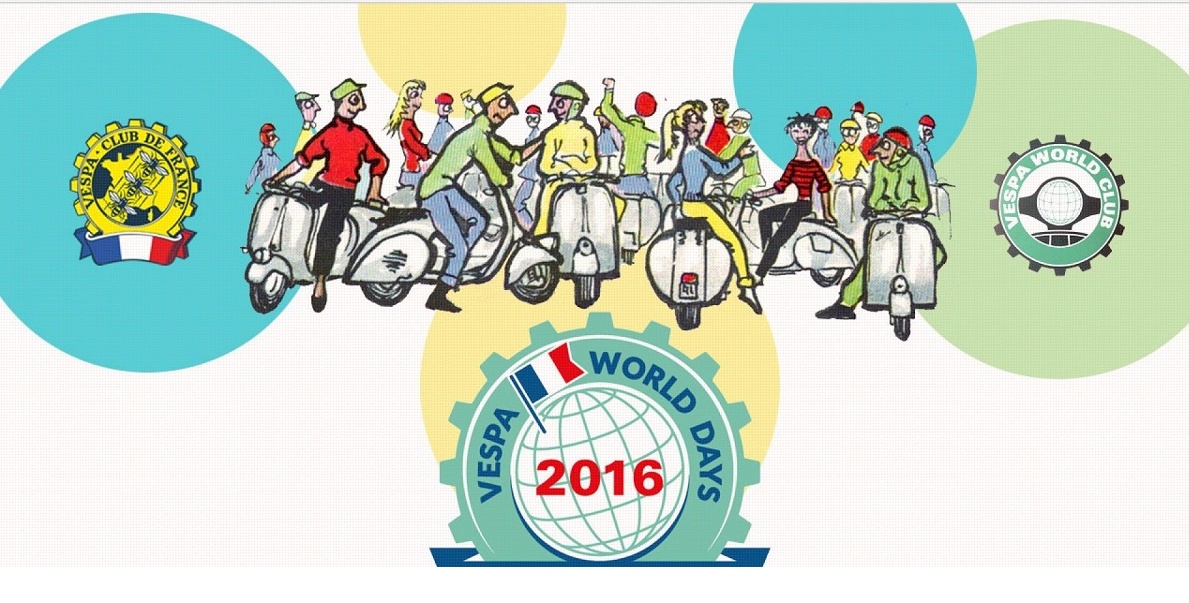Passerella per il Vespa Club in piazza Cavour
