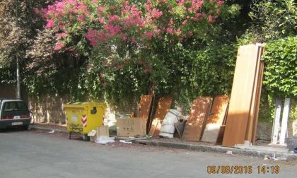 Pulizie di Ferragosto: Atena bonifica le zone con rifiuti abbandonati