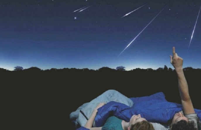 Quasi muore per vedere le stelle cadenti
