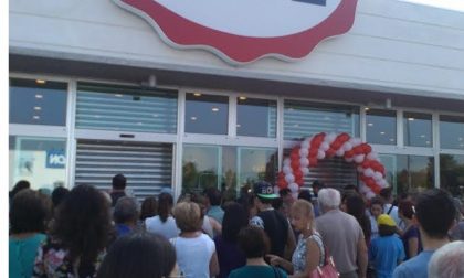 AREA 3: vercellesi in coda per l'inaugurazione