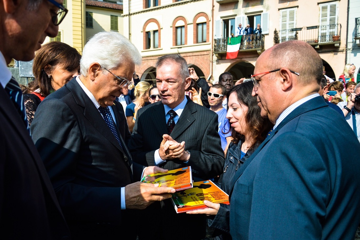 Anche Mattarella legge le “Fiabe di riso”