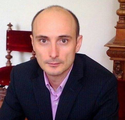 Aumenti scuola: il Comune tace, M5S incontra le famiglie