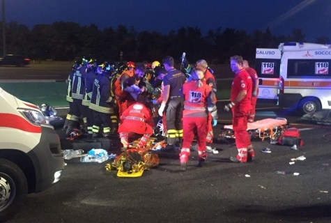CAMION KILLER: Distrugge famiglia, due morti, fermato a Villarboit