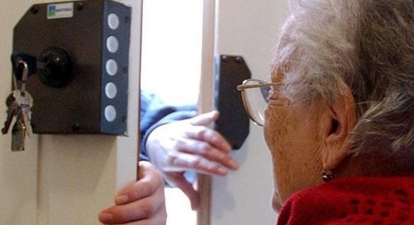 Da Crescentino l’allarme “Truffa del tampone”