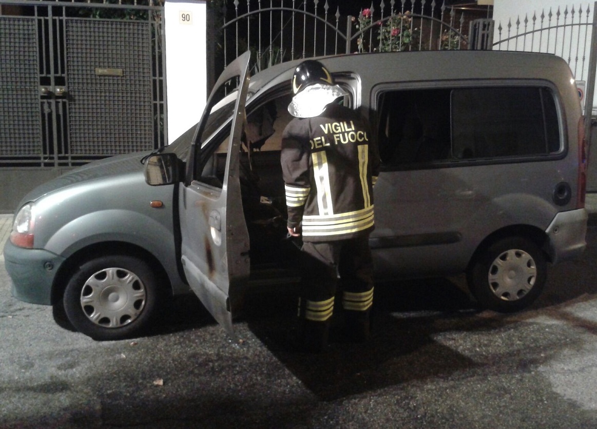 PIROMANE: Nuovo rogo in via Benadir