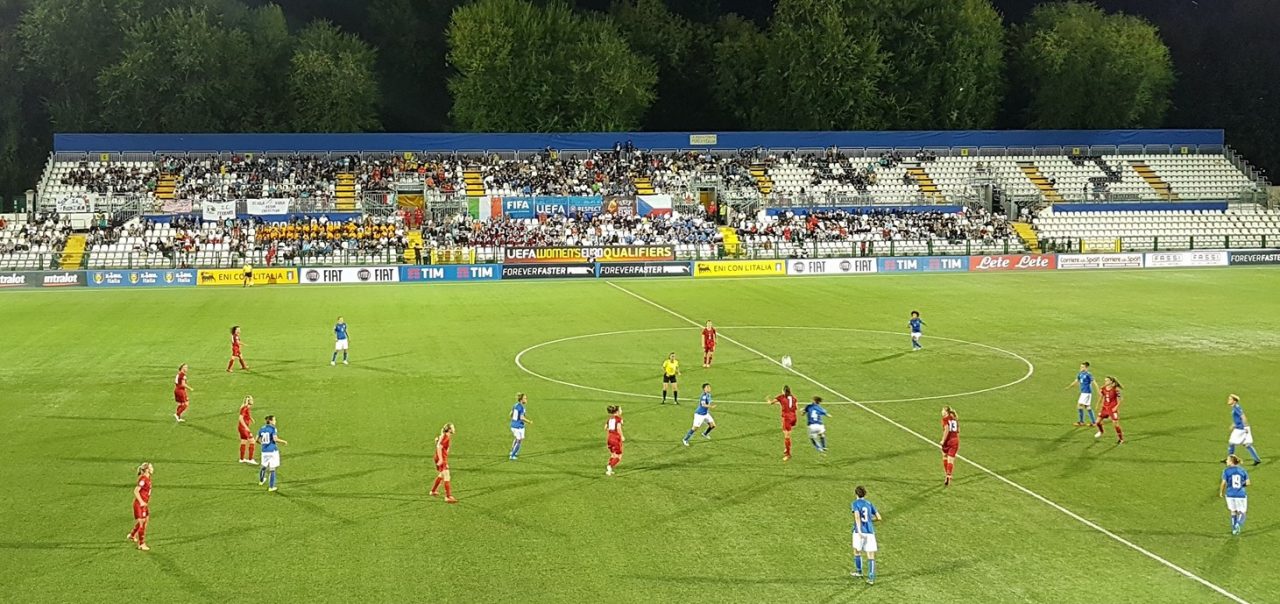 CALCIO: Vercelli porta bene alla nazionale femminile. Vittoria e qualificazione per Euro 2017