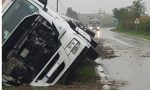 CRONACA: camion finisce nel fosso