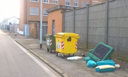 MONNEZZA FOREVER: stavolta la discarica è in via Olcenengo