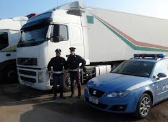 POLSTRADA: in arrivo controlli per camion e autobus