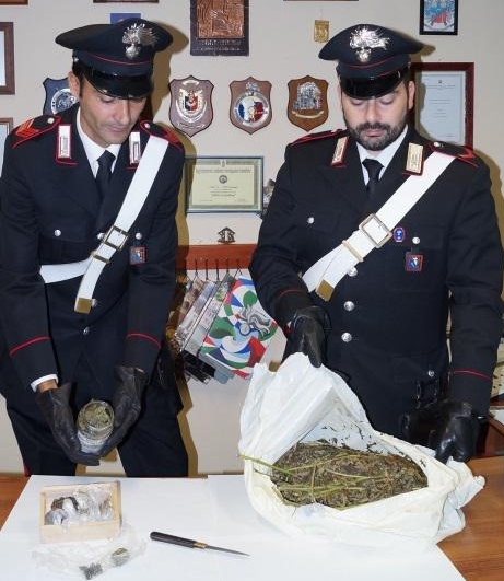 SPACCIATORE 16ENNE scovato dai Carabinieri di Borgosesia