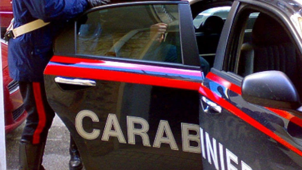CRONACA: rubano al Carrefour, arrestati da un  carabiniere fuori servizio