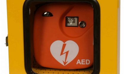 SALVAVITA: Da lunedì tre defibrillatori in centro