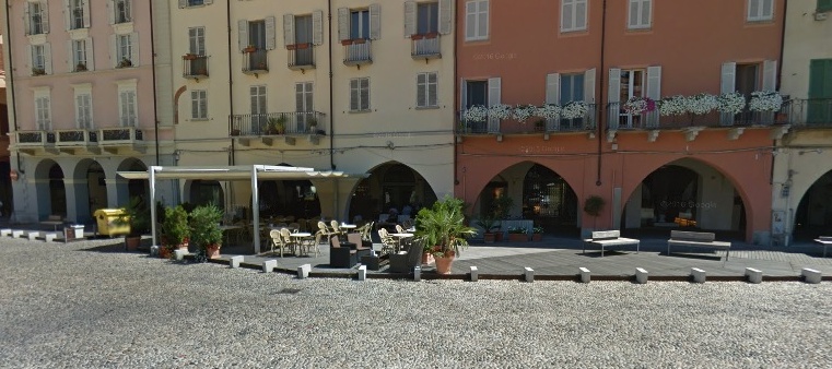 CRONACA: ladri in azione a Natale in piazza Cavour