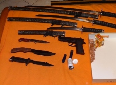 CRONACA: nel covo della banda, la pistola usata per una rapina a Vercelli