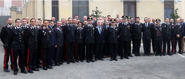 Il generale Amato in visita ai Carabinieri di Vercelli