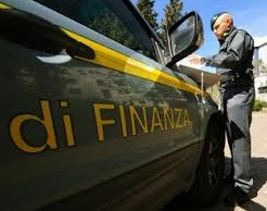 LAVORO: concorso per 20 posti in Guardia di Finanza