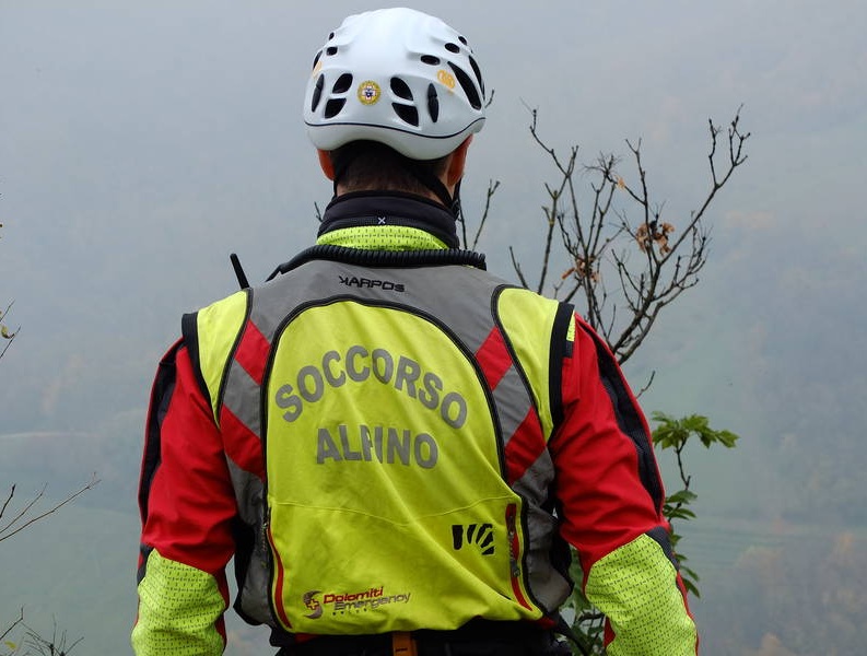 Un’altra morte in montagna: sciatore travolto da una valanga a Limone