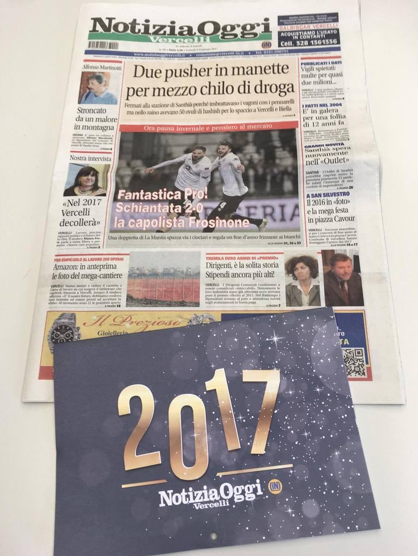 BUON ANNO AI LETTORI CON IN REGALO IL CALENDARIO 2017!
