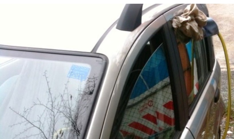CRONACA: Donna di Roppolo si suicida col gas dell’auto