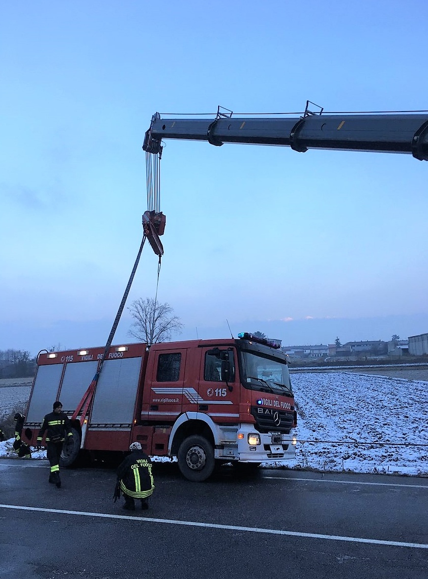 Incidente Palazzolo: camion VVFF fuori strada