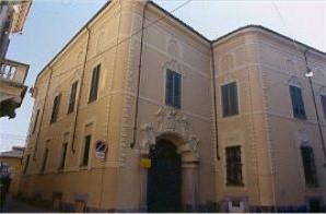 Prosegue la "mostra della farmacia" al museo Leone