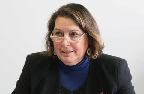 Addio alla prima donna presidente del consiglio regionale