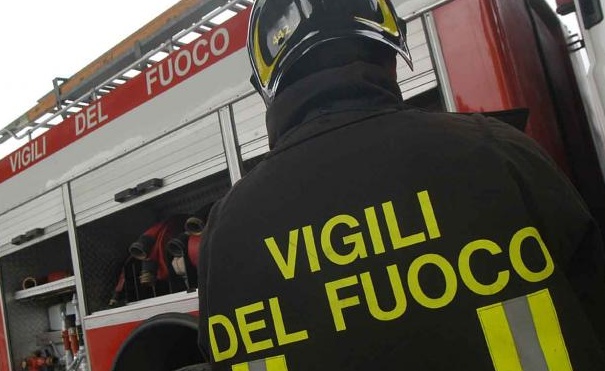 CRONACA: incendio di un comignolo a Brarola