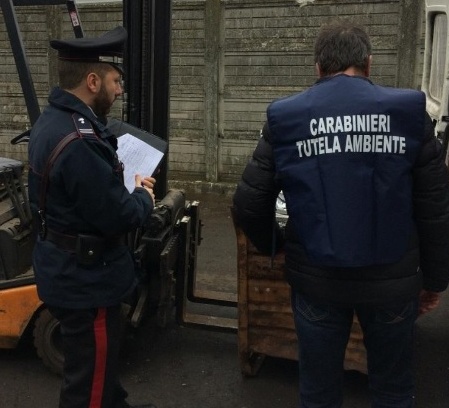 Demolitore denunciato per gestione illecita di rifiuti