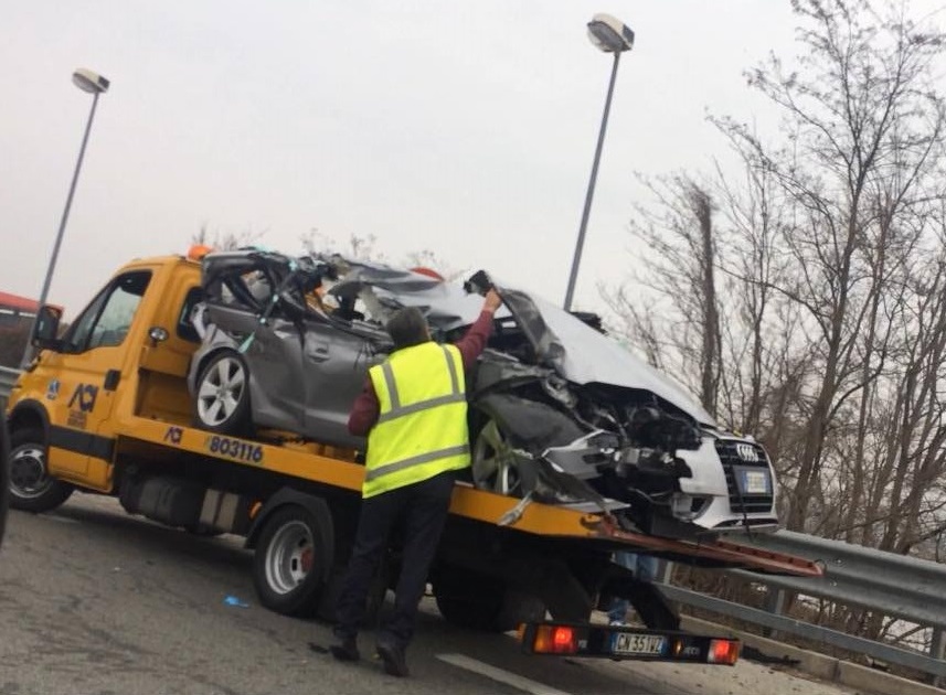 CRONACA: 26enne si schianta in tangenziale