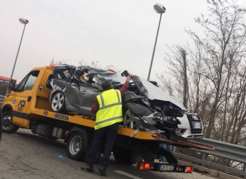 CRONACA: incidente sulla tangenziale. Fuori pericolo il 26enne