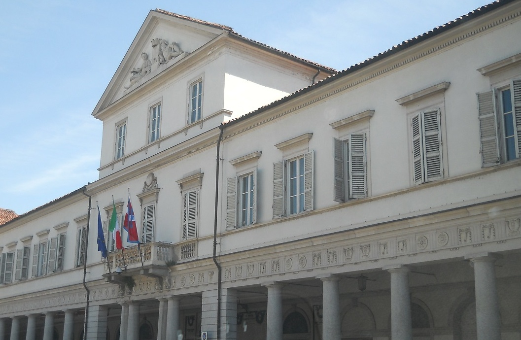 LE OPPOSIZIONI SFIDANO MAURA SULLA TARI
