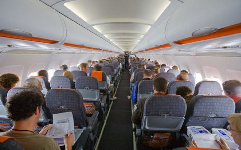 MONDO: Esplodono le cuffie, paura sul volo Pechino Melbourne