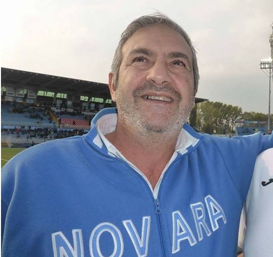 Muore sul campo davanti ai suoi piccoli calciatori