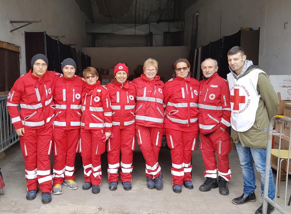 POVERTA’: Sabato i viveri della Croce Rossa