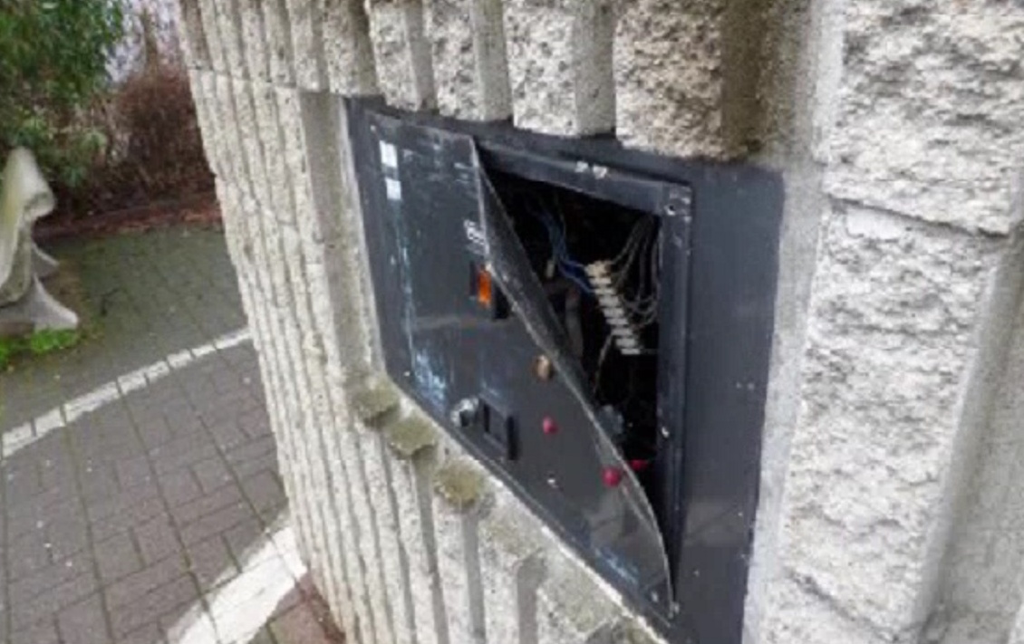 VERCELLI: Solo due gabinetti pubblici in città