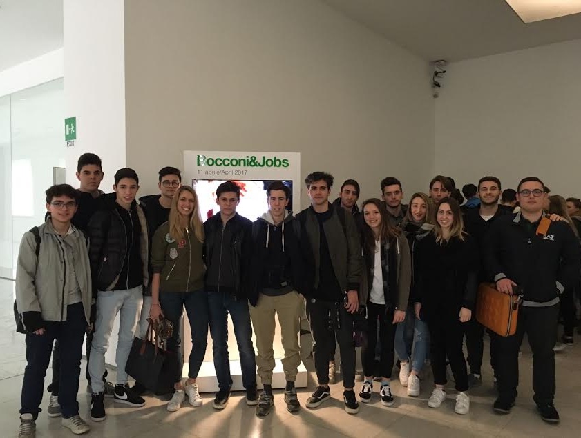 L’istituto Cavour nei laboratori della Bocconi