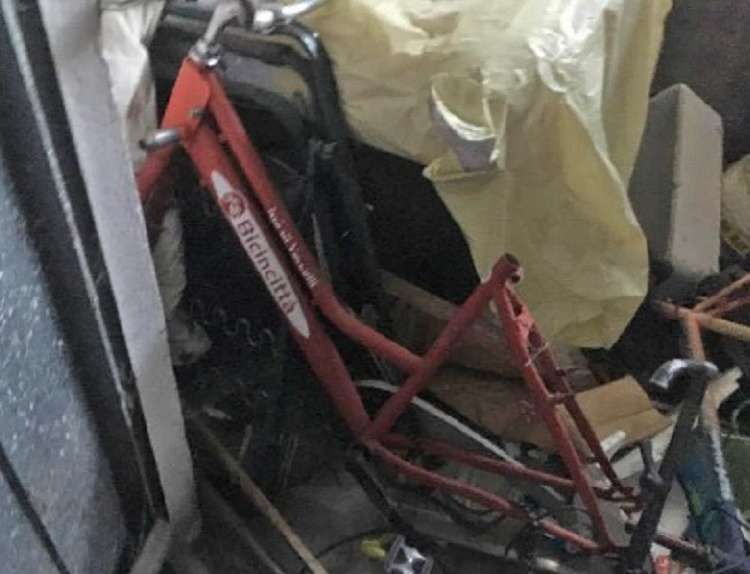 VERCELLI: Via Egitto fra rifiuti e bici rubate