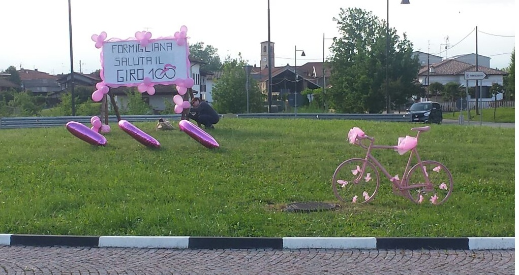 Collobiano e Formigliana vestiti di rosa